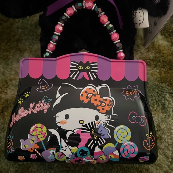 hello kitty metal tin purse - Picture 1 of 2